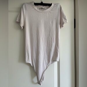 Wilfred Free Soft Pink Short Sleeve Bodysuit